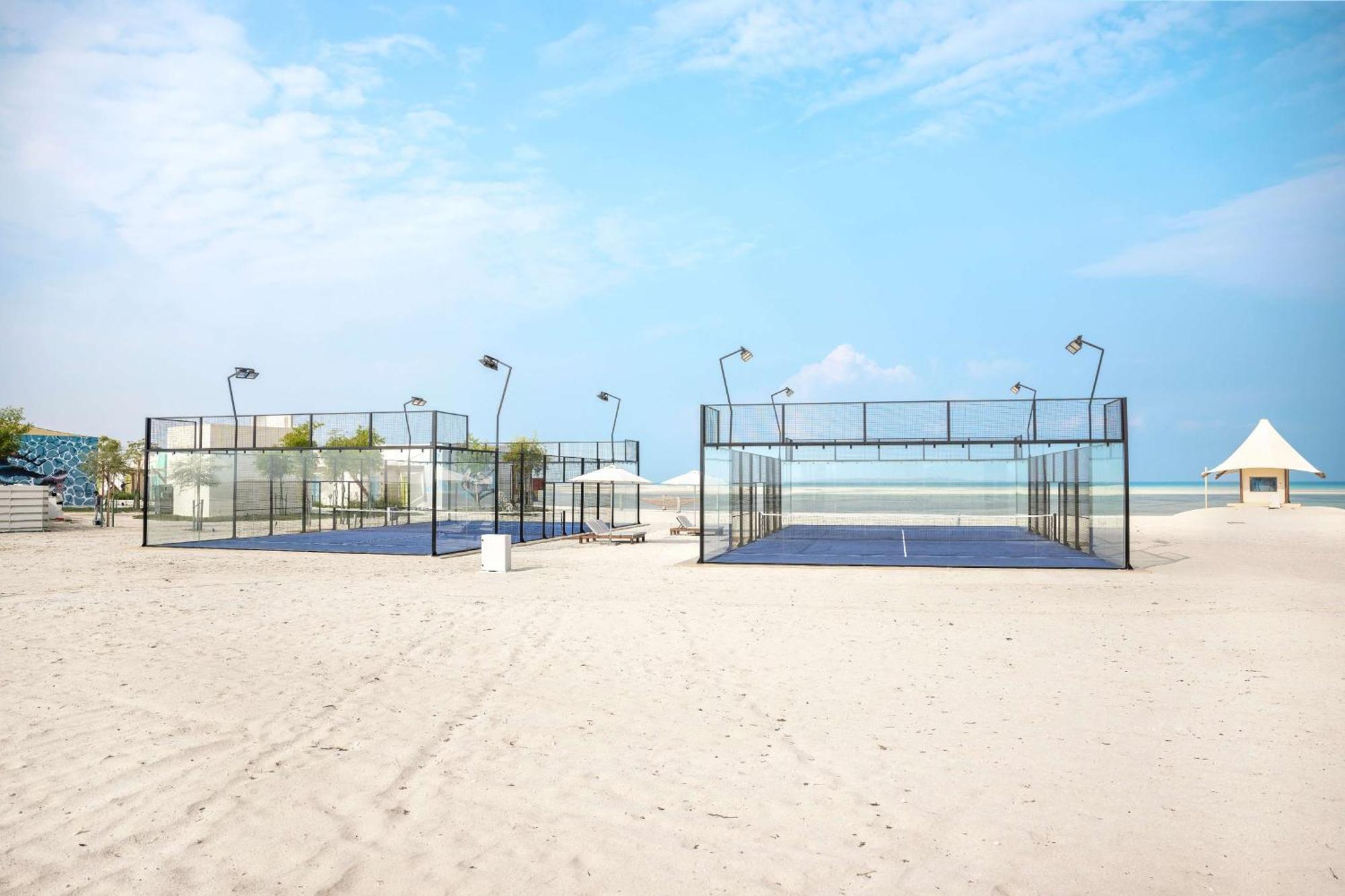 Fuwairit Kite Beach, Tapestry Collection By Hilton Fuwayrit Bagian luar foto