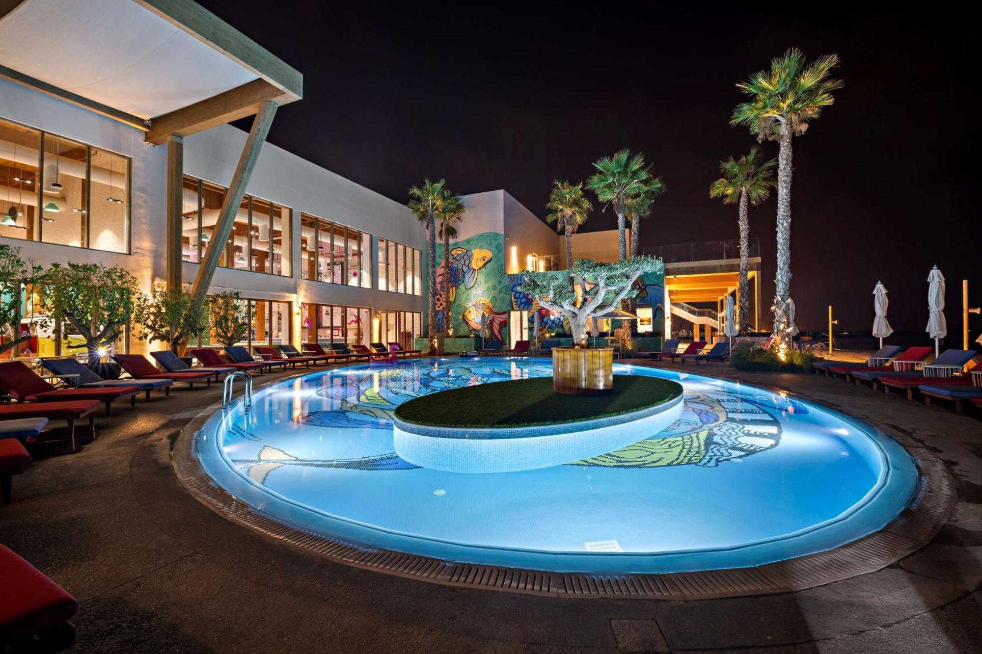 Fuwairit Kite Beach, Tapestry Collection By Hilton Fuwayrit Bagian luar foto