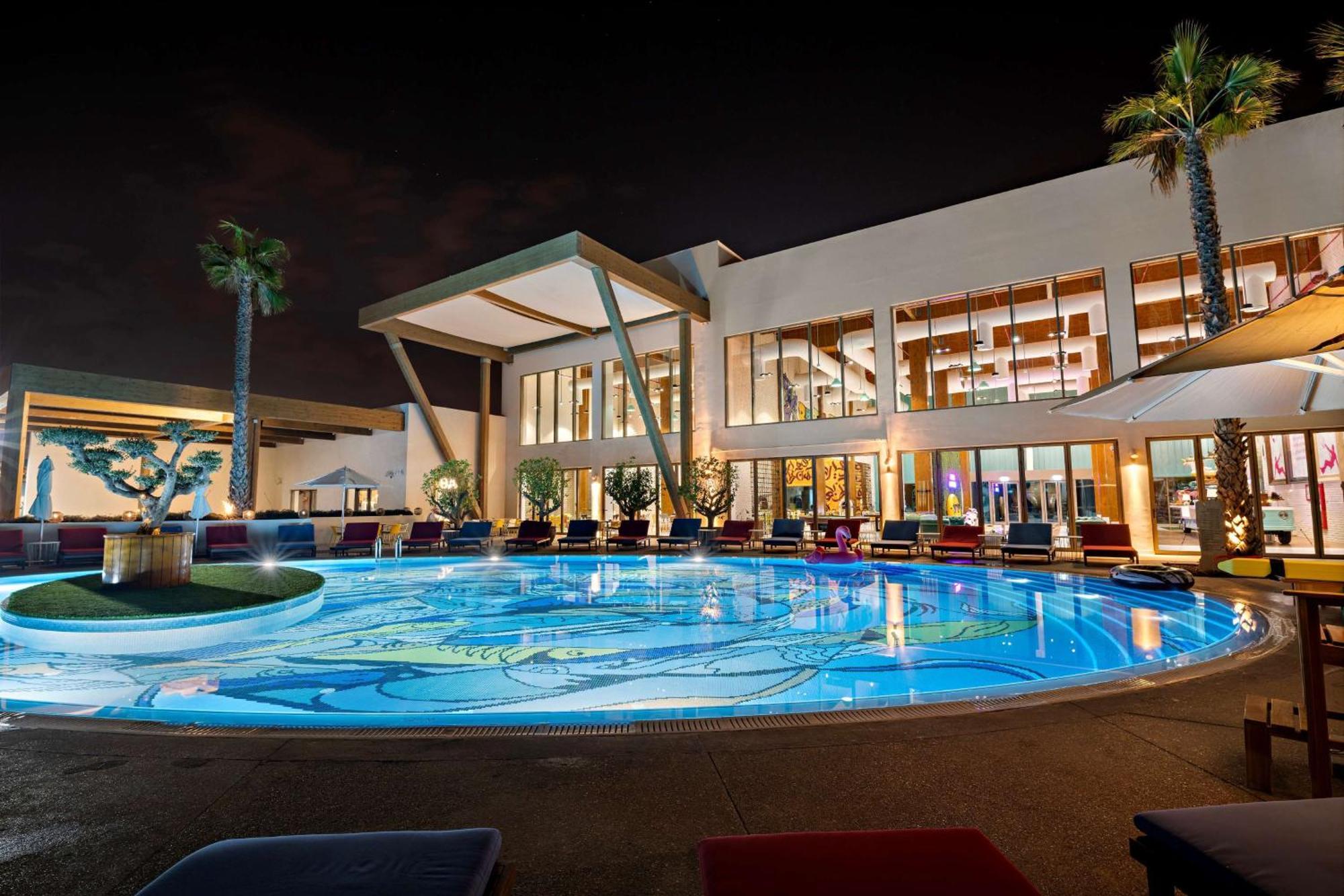 Fuwairit Kite Beach, Tapestry Collection By Hilton Fuwayrit Bagian luar foto